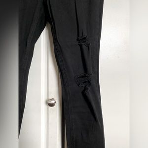 Women’s Black Skinny Jeans-Size 8
